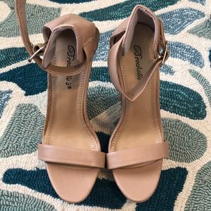 Nude wedges NEVER WORN